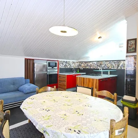 Fuer 6 Personen Ca 80 Qm In Pjescana Uvala, Istrien Istrische Riviera Pjescana Uvala