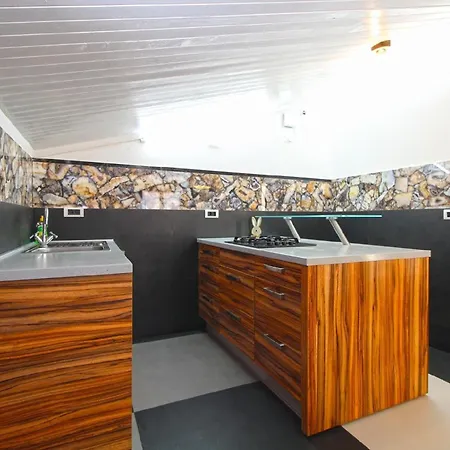 Fuer 6 Personen Ca 80 Qm In Pjescana Uvala, Istrien Istrische Riviera Apartament Pjescana Uvala